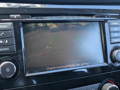Used 2018 Nissan Rogue S AWD/4WD image 14