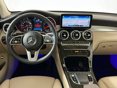 Used 2022 Mercedes-Benz GLC 300 image 9