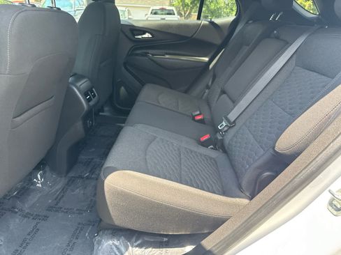 Used 2021 Chevrolet Equinox LT AWD/4WD image 13