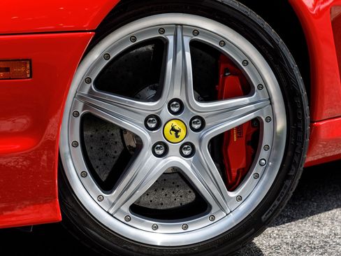 Used 2005 Ferrari 575M Maranello Superamerica RWD image 48