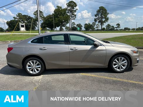 Used 2025 Chevrolet Malibu LT FWD image 4