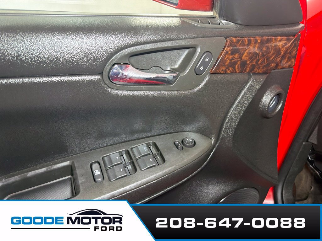 Used 2013 Chevrolet Impala LT FWD image 9