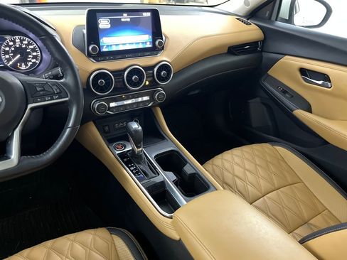 Used 2024 Nissan Sentra SV w/ SV Premium Package image 26