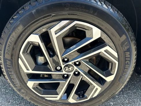 Used 2025 Hyundai Tucson Limited AWD/4WD image 11