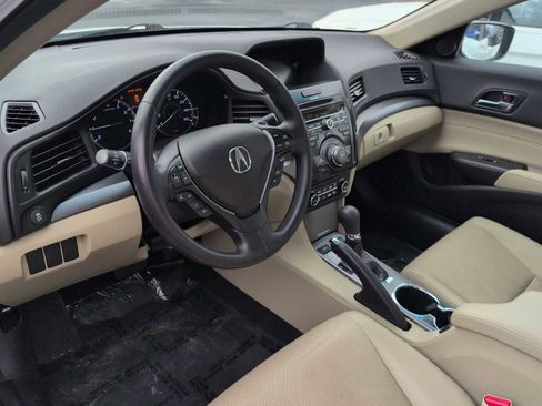 Used 2013 Acura ILX w/ Technology Package image 10