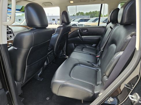 Used 2022 Nissan Armada SL AWD/4WD image 10