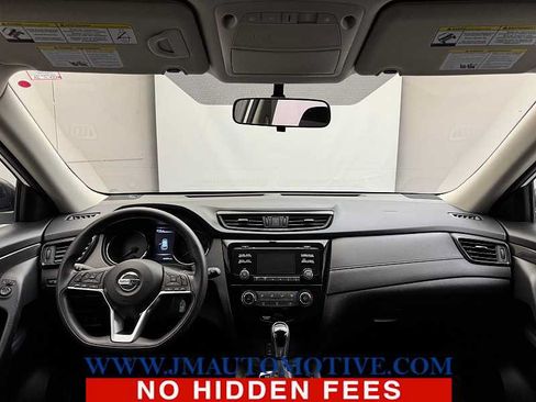 Used 2017 Nissan Rogue S AWD/4WD image 11