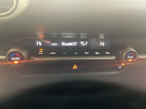 Used 2024 MAZDA CX-30 AWD 2.5 S w/ Select Sport Pkg image 18