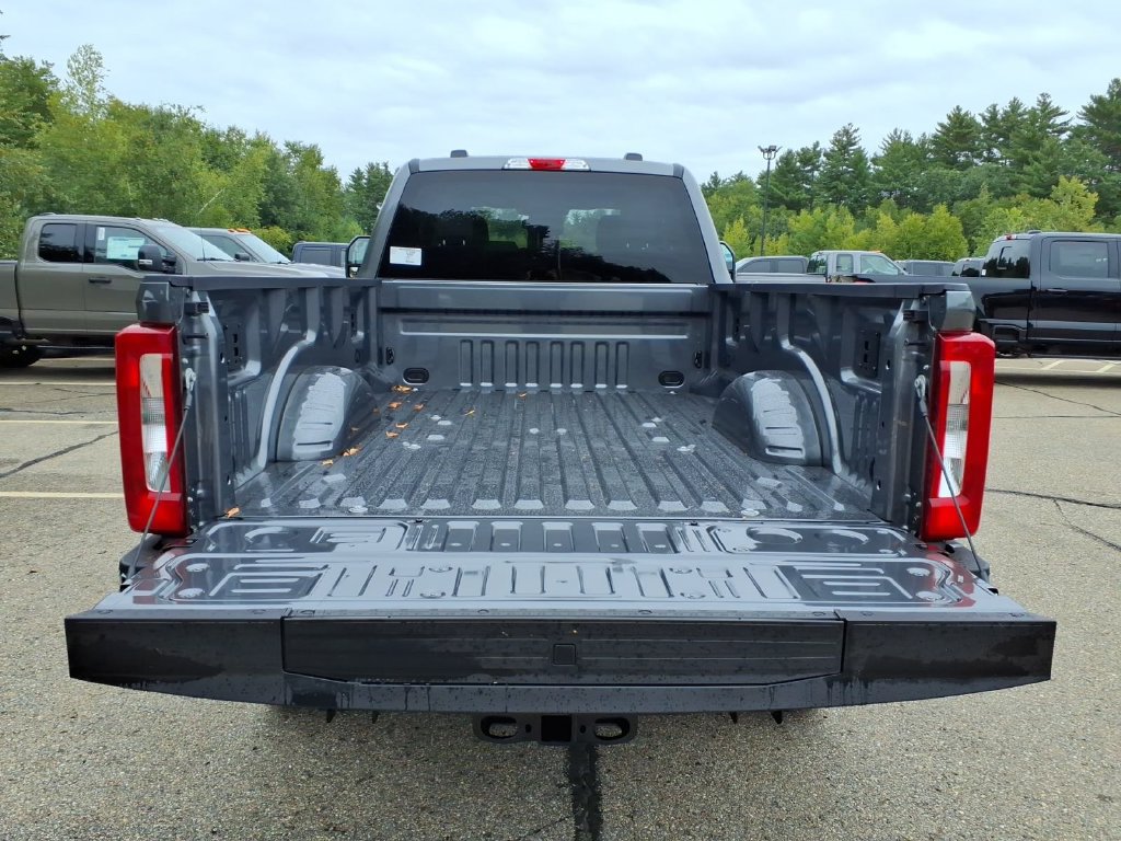 New 2027 Ford F350 XLT w/ FX4 Off-Road Package AWD/4WD image 8