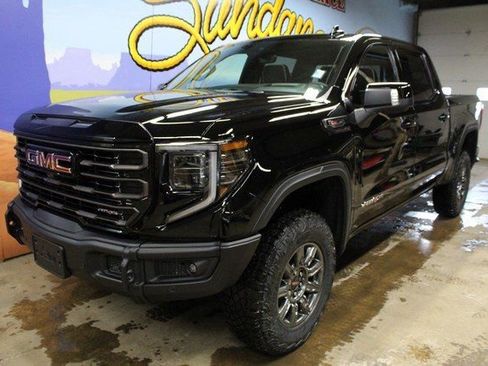 New 2026 GMC Sierra 1500 AT4X AWD/4WD image 9