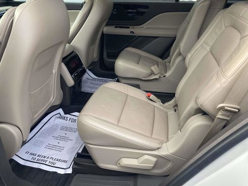 Certified 2022 Lincoln Aviator Reserve w/ Elements Package Plus image 17