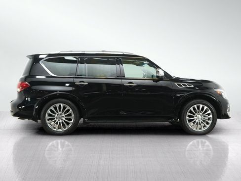 Used 2016 INFINITI QX80 4WD w/ Deluxe Technology Package image 6