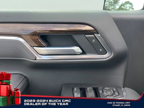 New 2025 GMC Sierra 1500 Elevation image 42