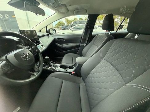 Certified 2023 Toyota Corolla LE FWD image 5