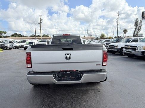 Used 2012 RAM 3500 ST w/ Chrome Appearance Group RWD image 6
