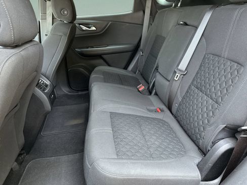 Used 2021 Chevrolet Blazer LT FWD image 23
