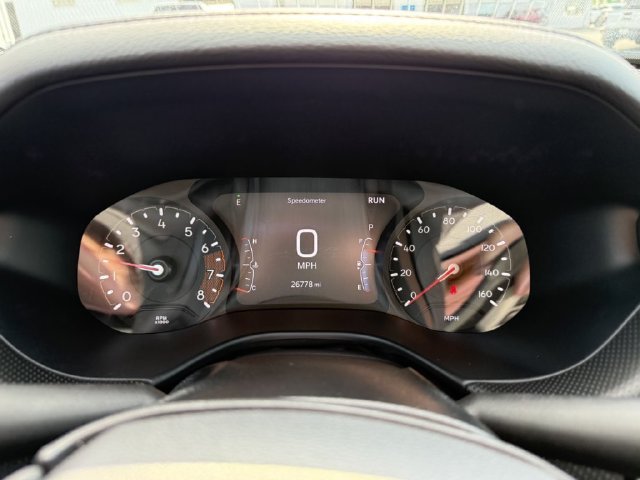 Used 2025 Jeep Compass Latitude w/ Convenience Group AWD/4WD image 22