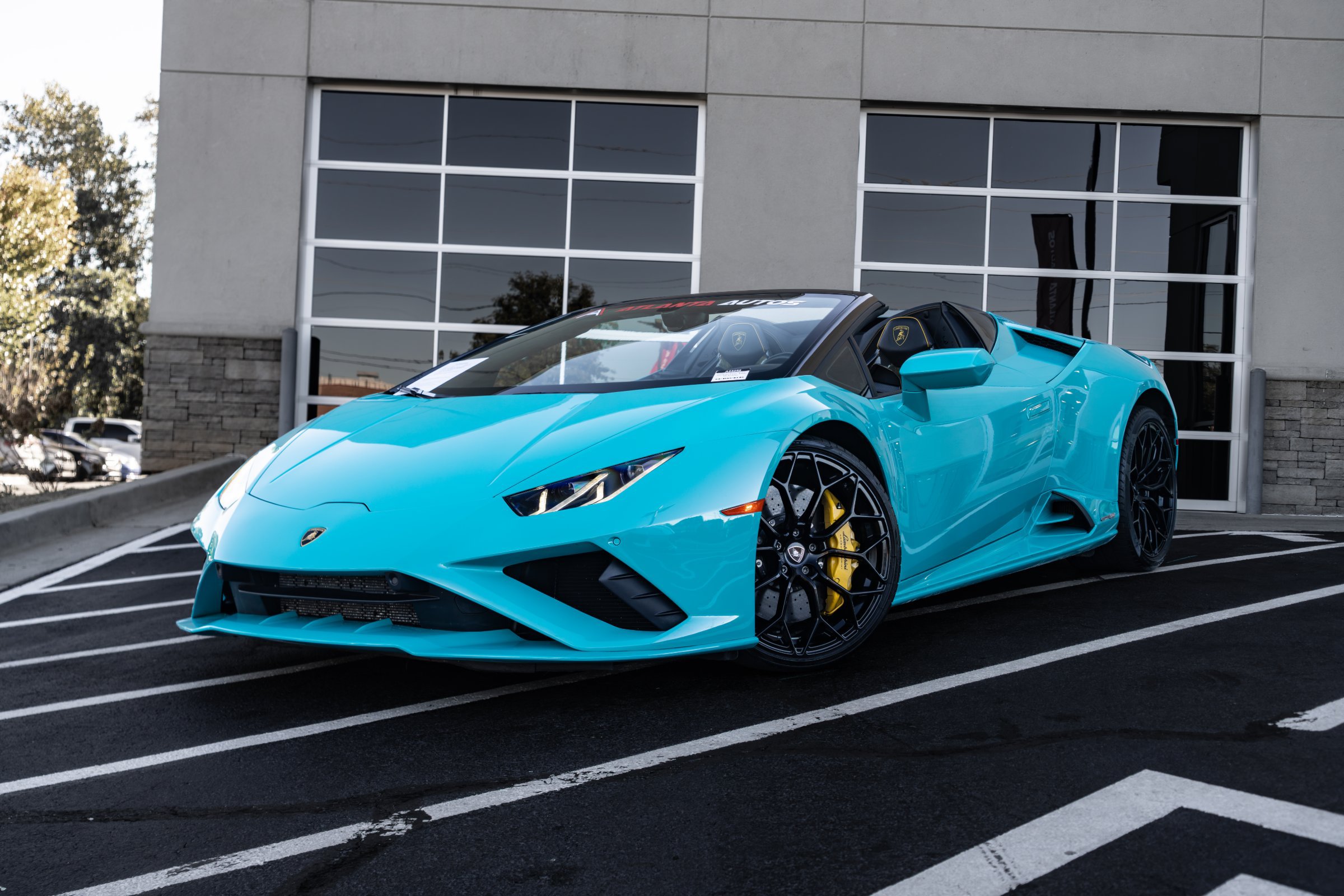 Used 2023 Lamborghini Huracan EVO RWD image 1