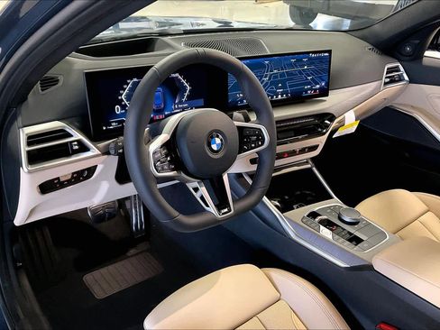 New 2026 BMW 330i Sedan w/ M Sport Package image 8