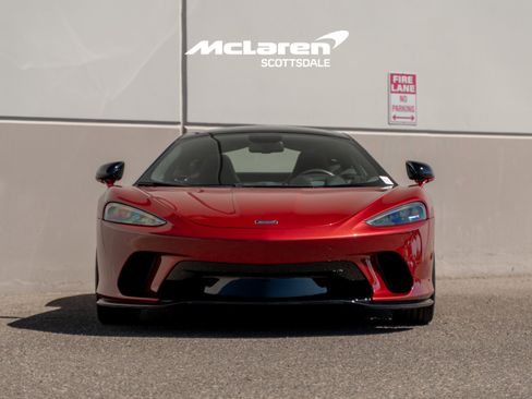 Used 2023 McLaren GT image 10