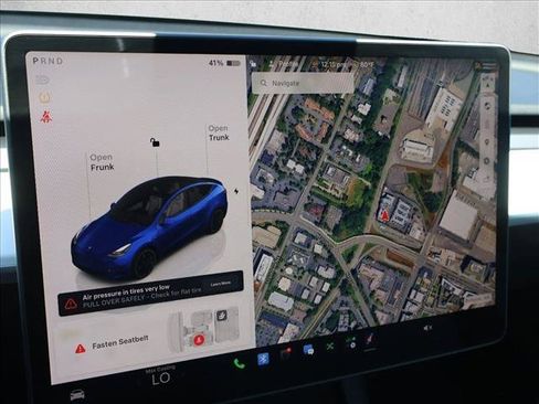 Used 2022 Tesla Model Y Performance AWD/4WD image 19