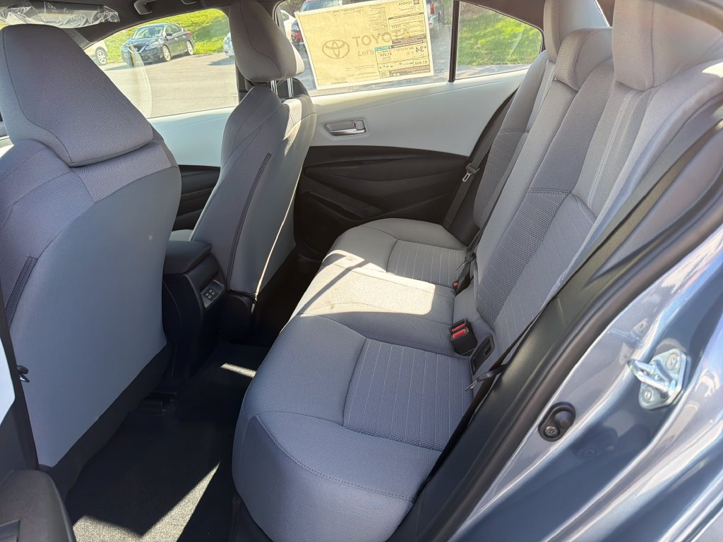Used 2026 Toyota Corolla SE FWD image 17