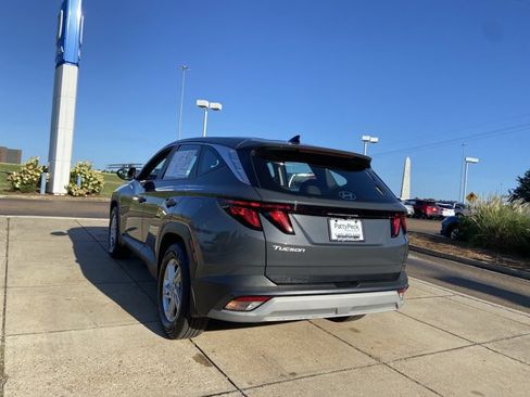 Used 2025 Hyundai Tucson SE FWD image 4