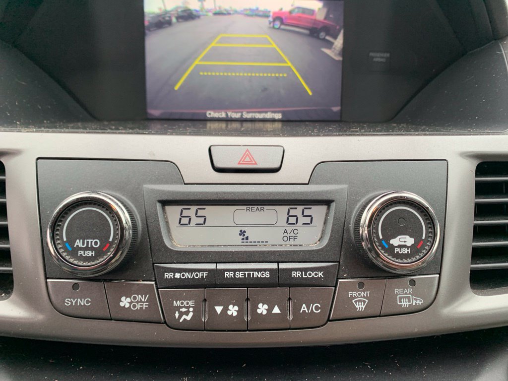 Used 2016 Honda Odyssey SE image 46