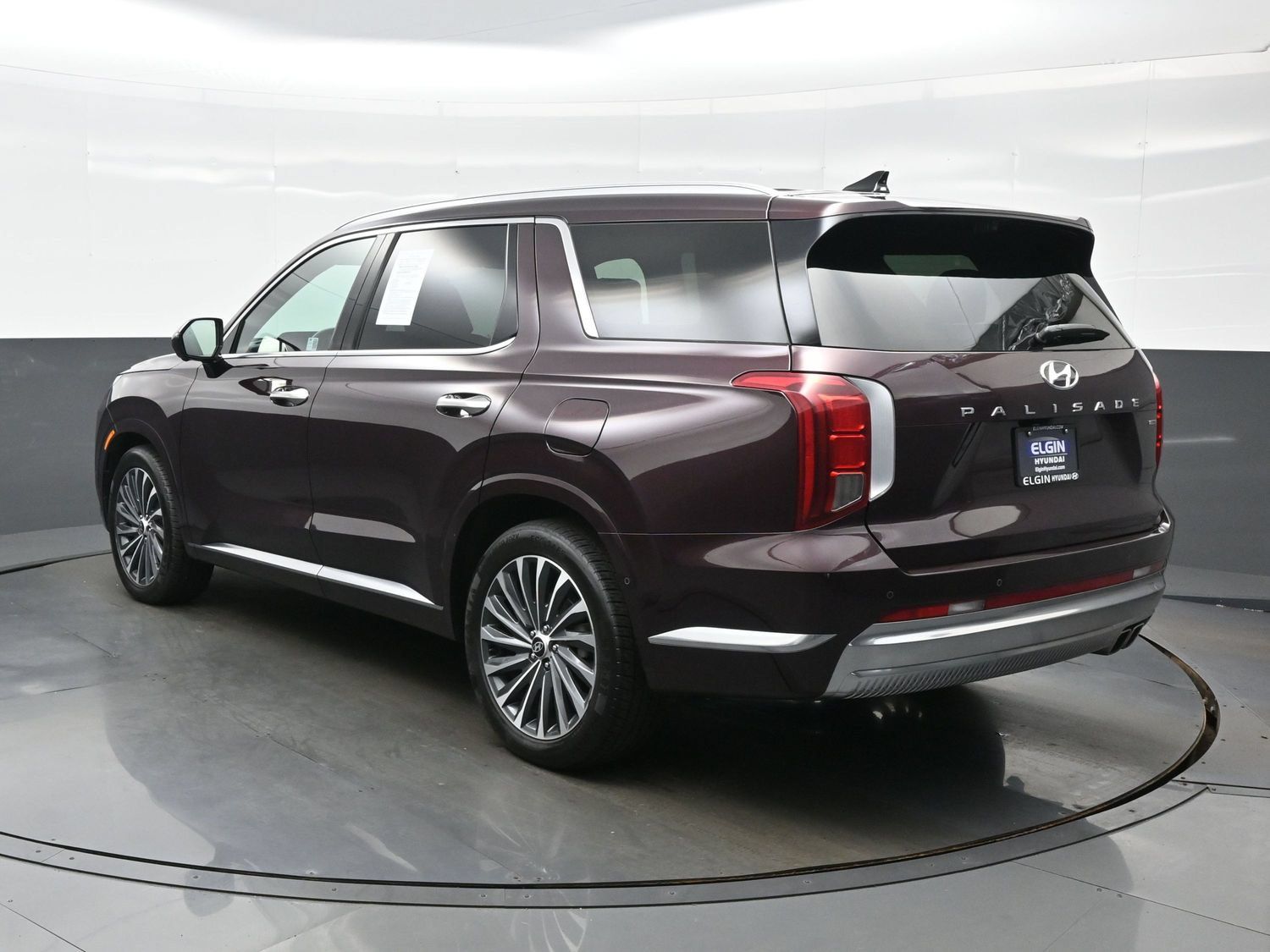 Certified 2024 Hyundai Palisade Calligraphy AWD/4WD image 4