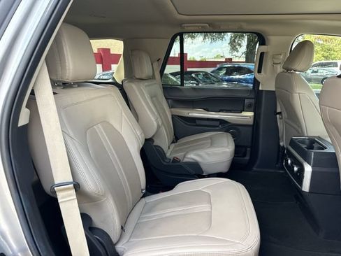 Used 2024 Ford Expedition Limited RWD image 33