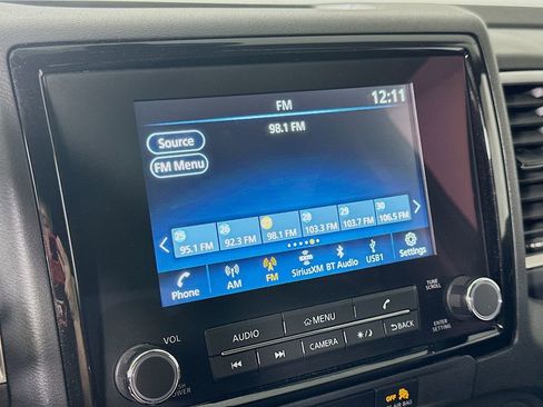 Used 2023 Nissan Frontier SV w/ Technology Package RWD image 27