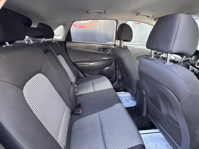 Used 2018 Hyundai Kona SEL AWD/4WD image 21