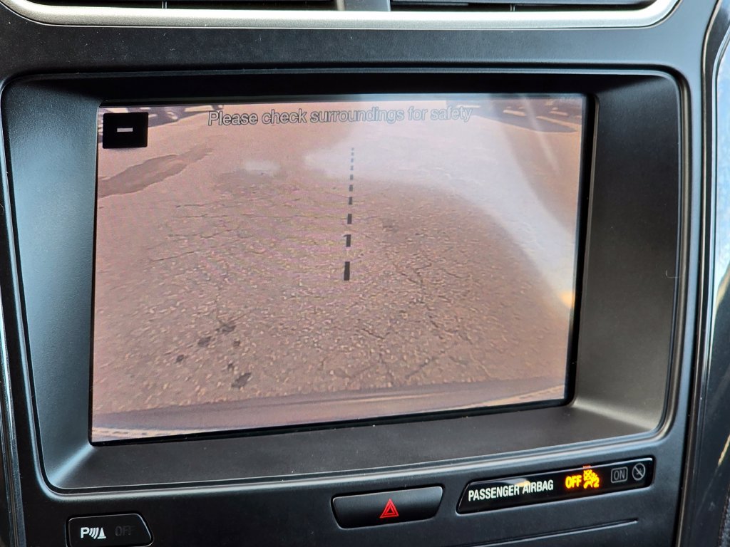 Used 2019 Ford Explorer XLT w/ Equipment Group 202A FWD image 11