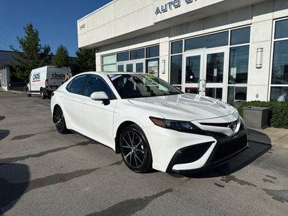 Used 2023 Toyota Camry SE w/ Convenience Package