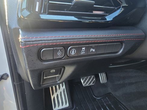 Used 2022 Acura MDX A-Spec image 19