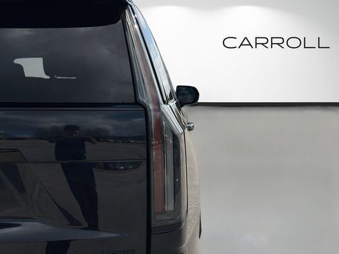 Used 2026 Cadillac Escalade Platinum Sport w/ LPO, ONYX Package image 10