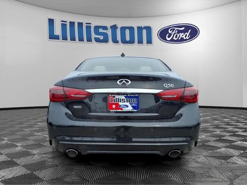 Used 2020 INFINITI Q50 Luxe w/ Essential Package (3.0T Luxe) image 3