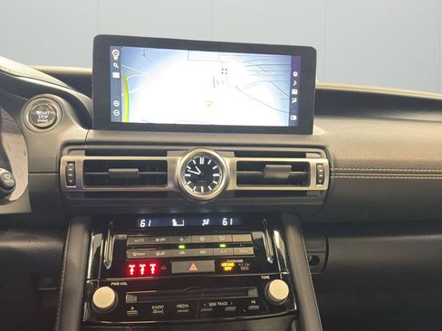 Used 2022 Lexus IS 350 F Sport RWD image 17