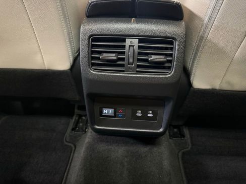 Used 2025 Nissan Rogue SL w/ Tech Package image 20