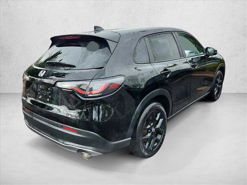 Used 2023 Honda HR-V Sport image 5