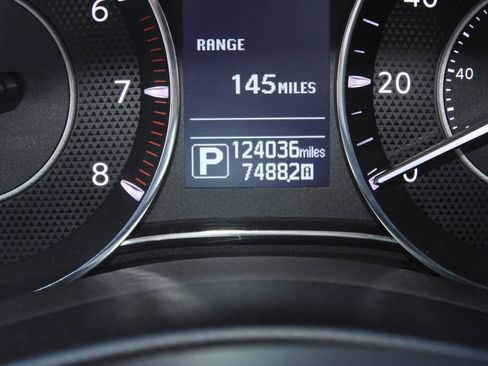 Used 2018 Nissan Armada SL w/ Premium Package image 11