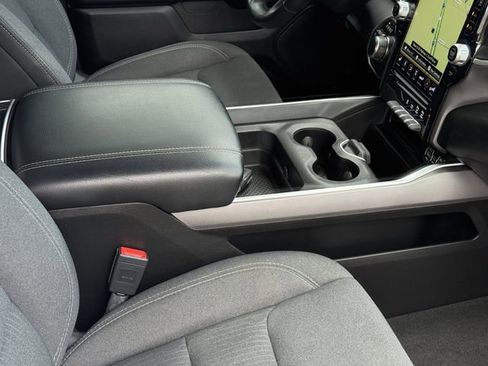 Used 2021 RAM 1500 Big Horn AWD/4WD image 17