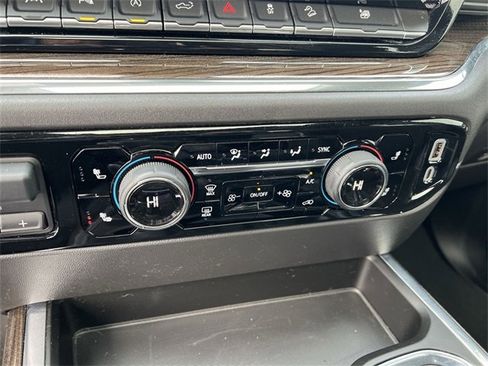 Certified 2024 Chevrolet Silverado 1500 LT Trail Boss w/ Convenience Package II image 16