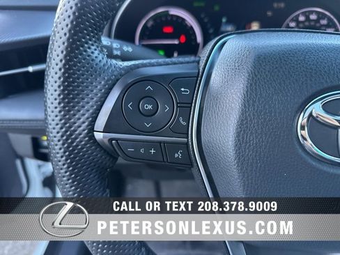 Used 2022 Toyota Avalon XSE image 24