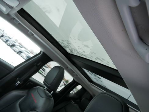 Certified 2023 Jeep Renegade Trailhawk w/ Sun/Sound Group image 22