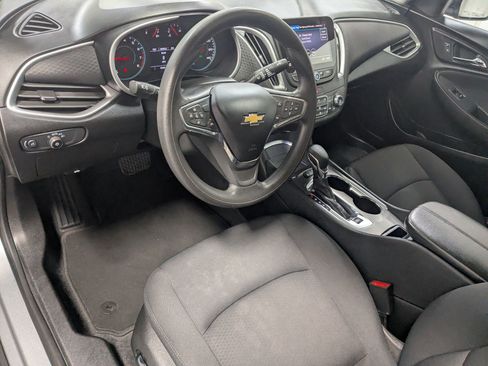 Used 2024 Chevrolet Malibu LT FWD image 12