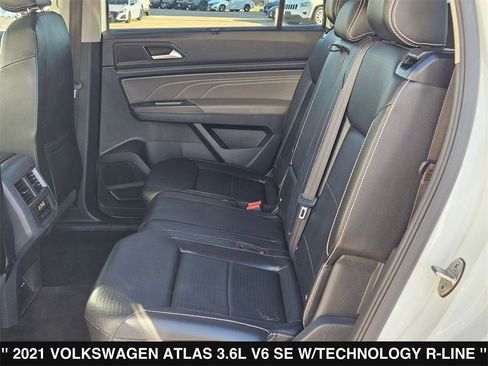 Used 2021 Volkswagen Atlas SE image 17