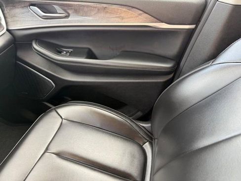 Certified 2023 Jeep Grand Cherokee 4xe image 29