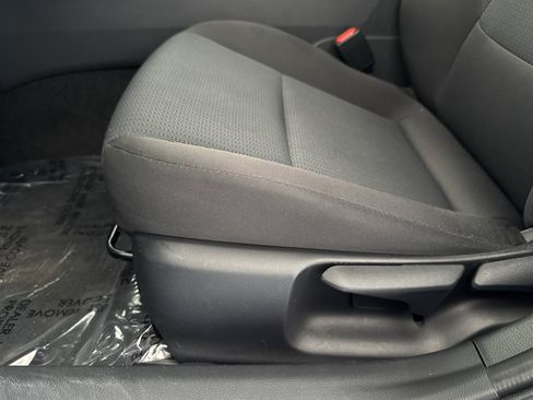 Used 2024 Toyota Prius LE FWD image 14
