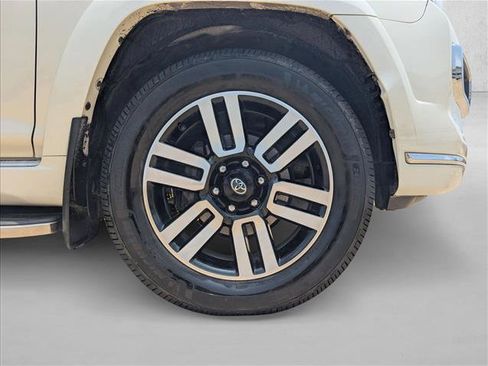 Used 2022 Toyota 4Runner Limited AWD/4WD image 23